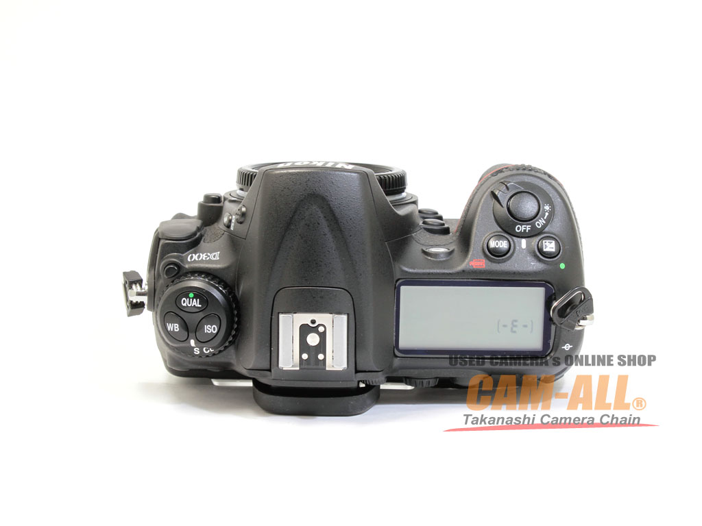 中古 ニコン D300 ボディ(現状品) 程度：AB（良品）